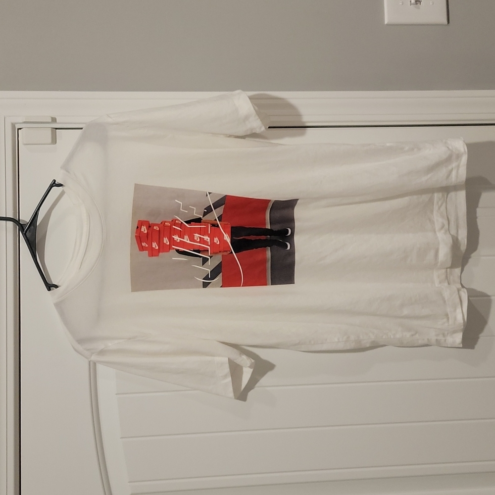 Nike mens tshirt size medium